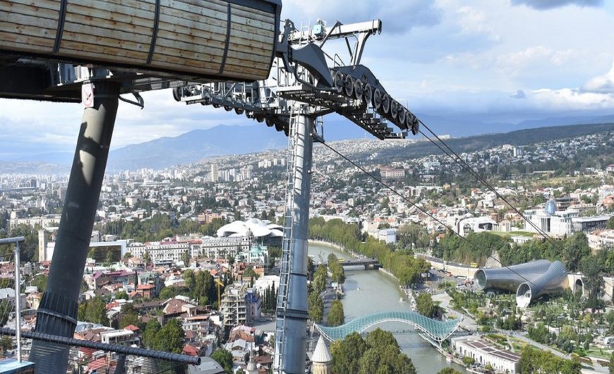 UN NOUVEAU PROJET DE TÉLÉCABINES À TBILISSI